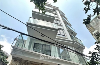BÁN NHÀ TRƯỜNG LÂM, LB - FULL NỘI THẤT - GARA Ô TÔ - THANG MÁY - KINH DOANH ĐỈNH